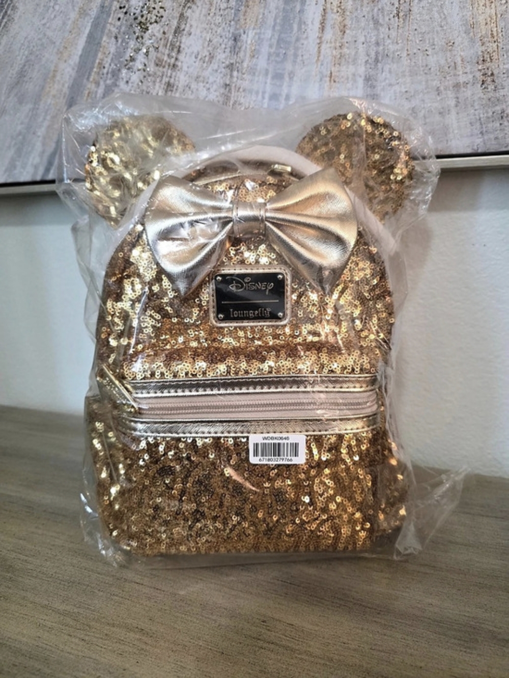 Disney Loungefly Sequin Minnie Mouse Bow Mini Backpack Sequin Mini Backpack in